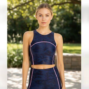 NWT Aqua Women;s Camouflage Contrast Stitch Fitness Sports Bra